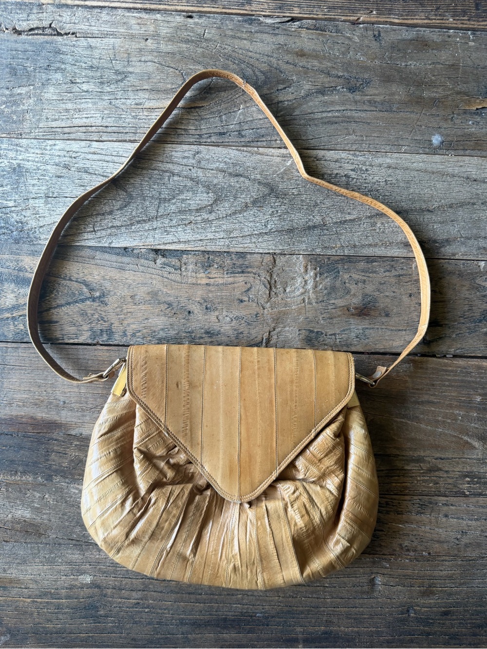 Women’s Tan Eel-skin Leather Envelope Crossbody Bag